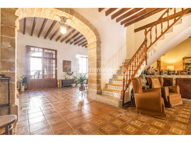 Casa en venta en Alaró photo 0