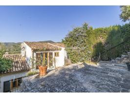 Chalet con terreno y vistas impresionantes photo 0