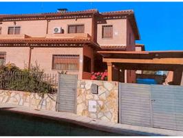 Casa pareada en venta en Olías del Rey photo 0
