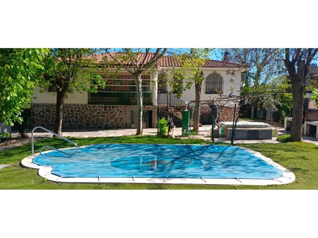 Casa En venta en Villaluenga photo 0