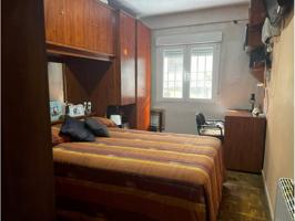 Venta de piso SIN ASCENSOR en Madrid Capital photo 0