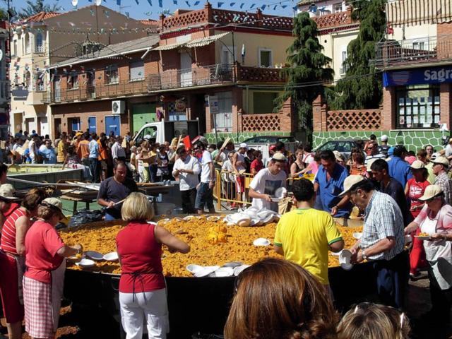 Venta de Casa Reformada en Villaluenga de La Sagra photo 0