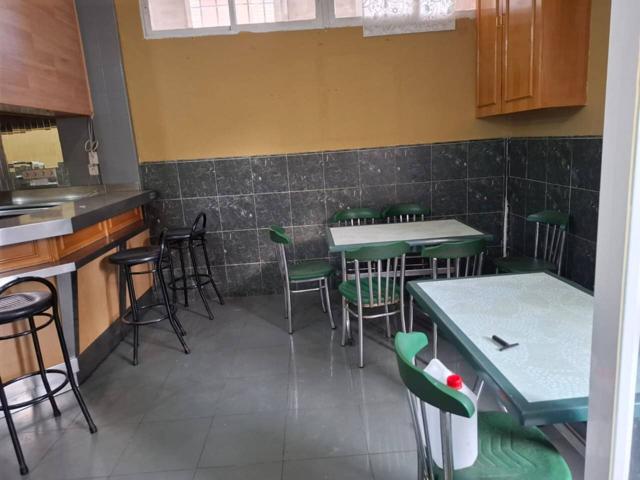 Venta de local comercial en Madrid Capital, zona Ambroz photo 0