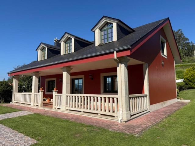 Venta de chalet unifamiliar en Corme photo 0