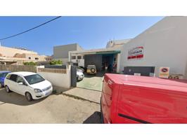 Nave comercial en venta en Cala Ratjada photo 0