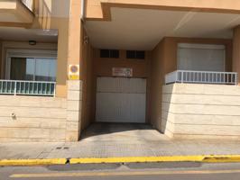 Alquiler de 1 plaza de parquin. photo 0