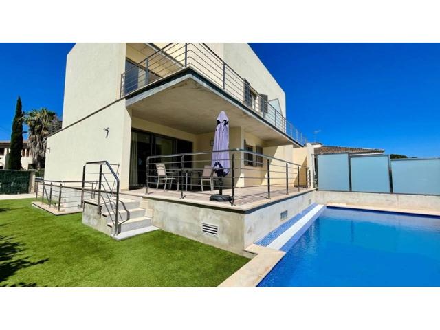 Chalet en alquiler en Urbanización Platja de Muro photo 0