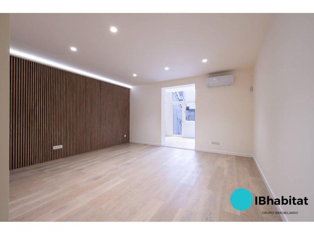 Piso en venta en Cort photo 0