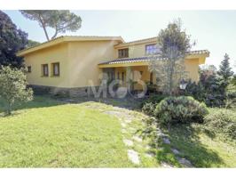 Chalet en venta en Taradell photo 0