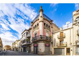 Edificio en venta en Sant Sadurní d'Anoia photo 0