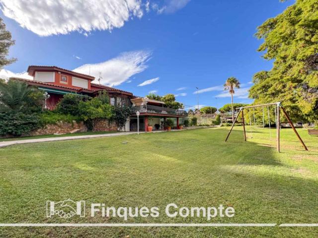 Casa en venta en Barà photo 0