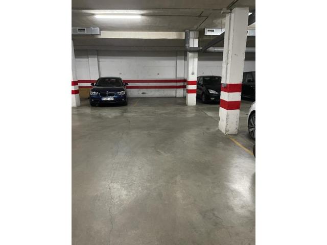 Parking Subterráneo En alquiler en Zona Centro, Córdoba photo 0
