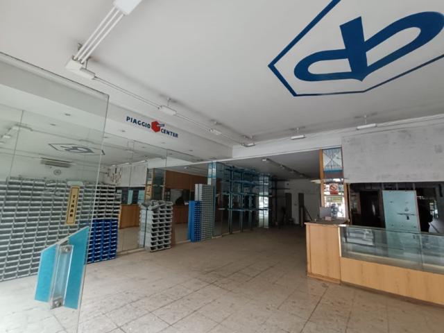 Local En venta en Ciudad Jardín - Zoco, Córdoba photo 0