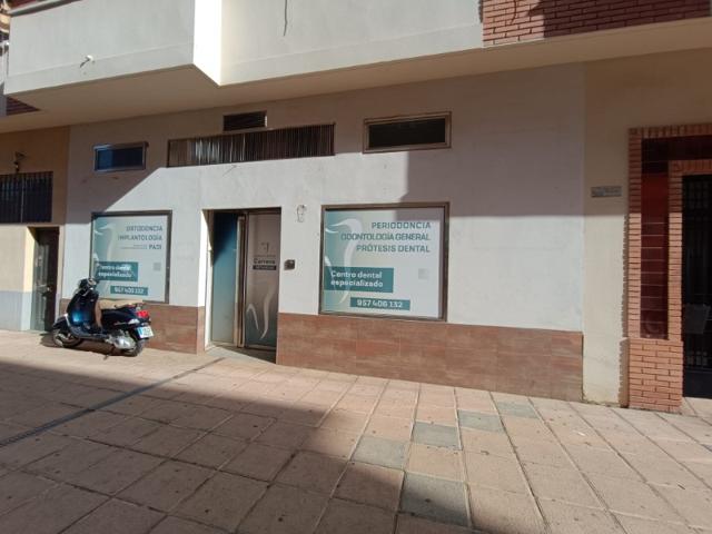 Local En venta en Arroyo Del Moro - Noreña, Córdoba photo 0