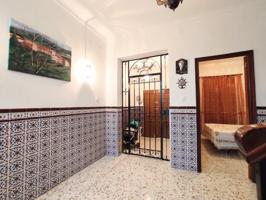 Casa En venta en Fernán-Núñez photo 0