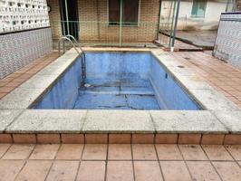SE VENDE CASA EN CODO photo 0