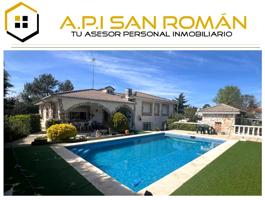 Casa - Chalet en venta en Nuevo Baztán de 285 m2 photo 0