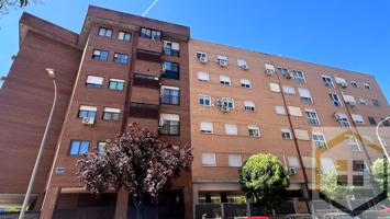 Piso en venta en Torrejón de Ardoz de 174 m2 photo 0