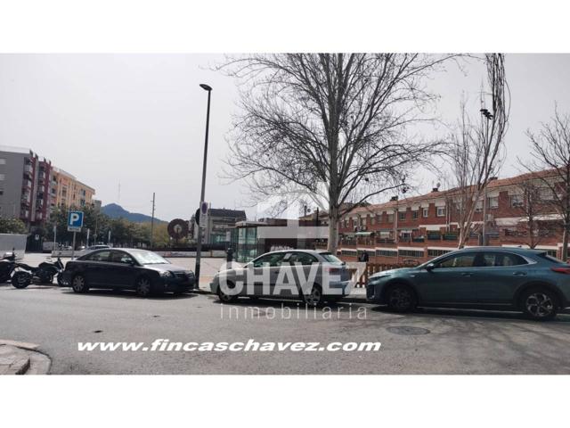 Plaza de aparcamiento doble en centro Ripollet photo 0