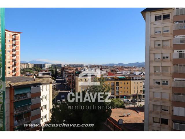 Piso con vistas despejadas en Cerdanyola-Ascensor photo 0