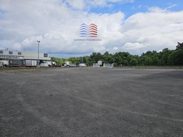 Terreno en venta en San Cibrao Das Viñas (Capital) photo 0