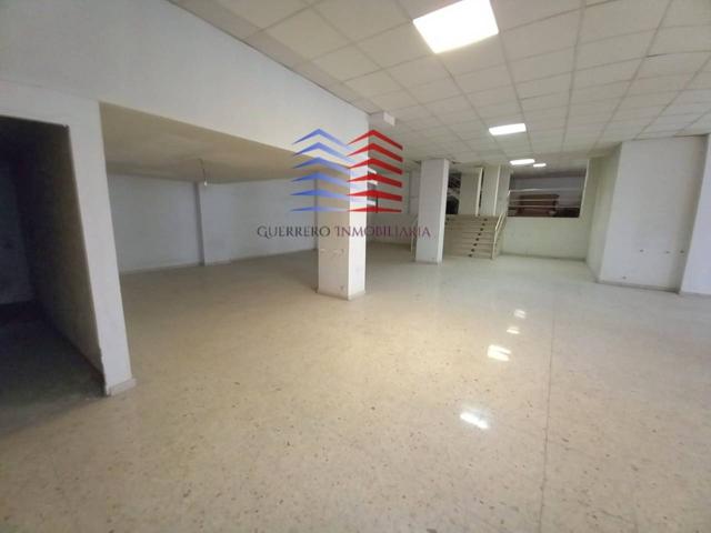 ALQUILER DE GRAN LOCAL COMERCIAL EN RÚA LOPEZ FERREIRO, ZONA VENTIUNO. 1.800€ (COMUNIDAD INCLUIDA) photo 0