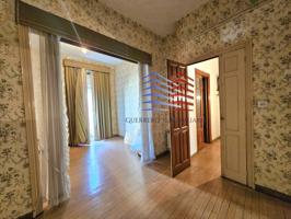 VENTA DE AMPLIO PISO PARA REFORMAR EN CALLE REZA – CENTRO DE OURENSE CAPITAL 140.000€ photo 0