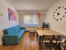 ALQUILER DE DÚPLEX PARA ESTUDIANTES EN CALLE AV. BUENOS AIRES, ZONA UNIVERSITARIA. 900€ COMUNIDAD INCLUIDA. photo 0