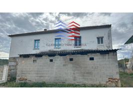 VENTA DE CASA PARA REFORMAR EN TABOADELA – AMPLIA PARCELA Y GARAJE photo 0