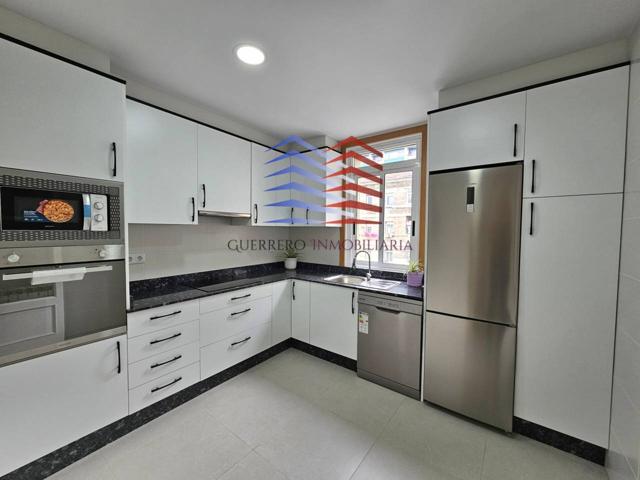ALQUILER DE PISO REFORMADO Y LUMINOSO EN EL CENTRO DE OURENSE – 900€ COMUNIDAD INCLUIDA photo 0