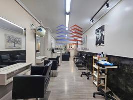 ALQUILER DE LOCAL COMERCIAL ACONDICIONADO PARA PELUQUERÍA Y ESTÉTICA – ZONA CENTRO, OURENSE photo 0