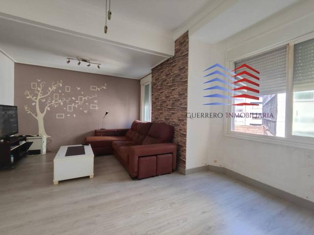 VENTA DE PISO AMPLIO Y LUMINOSO, ZONA CENTRO – OURENSE. 229.000 € photo 0