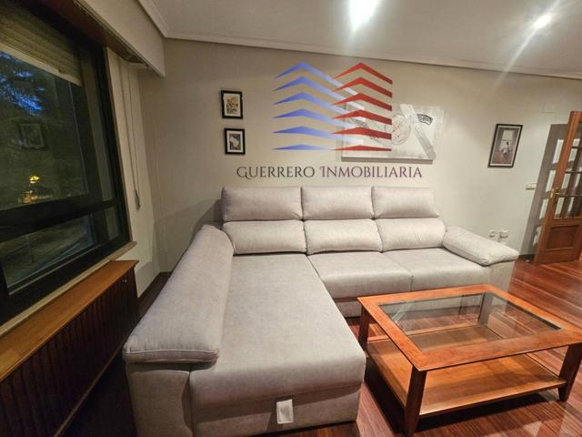 ALQUILER DE AMPLIO Y LUMINOSO PISO EN C- XOAN DE NOVOA, ZONA CENTRO  – 900€ (Comunidad, garaje y bodega incluidos) photo 0