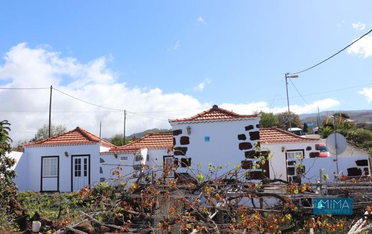 109 Dos casitas recién renovadas con garaje, trastero, tanque de agua y preciosas vistas en Puntagorda photo 0
