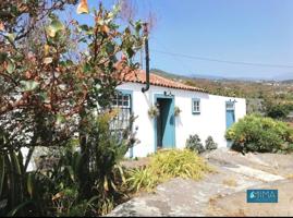 C137 ¡Inversión inteligente! Casa terrera dividida en dos apartamentos, rodeada de áreas verdes y con magníficas vistas en Villa de Mazo photo 0