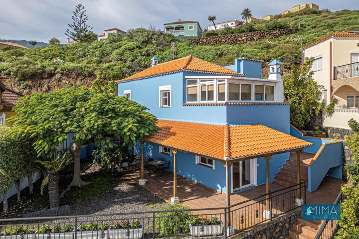 C148 Exclusiva casa en La Grama: El Equilibrio Perfecto entre Vistas, Confort y Ubicación Estratégica photo 0