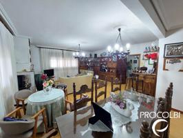 Casa - Chalet en venta en Uceda de 241 m2 photo 0