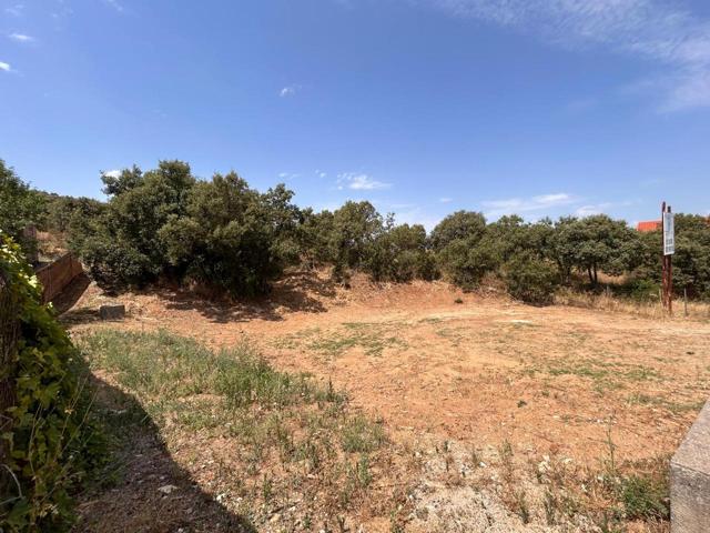Terreno en venta en El Casar de 699 m2 photo 0