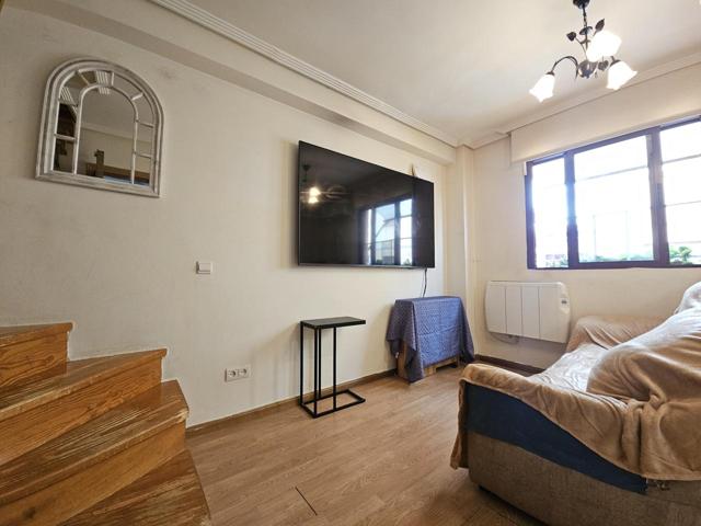 Dúplex en venta en Torrelaguna de 43 m2 photo 0