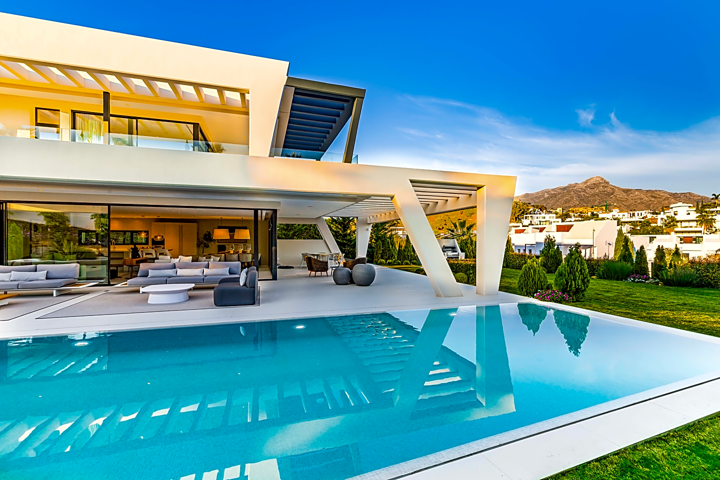 Casa - Chalet en venta en Marbella de 906 m2 photo 0