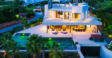 Casa - Chalet en venta en Marbella de 1020 m2 photo 0