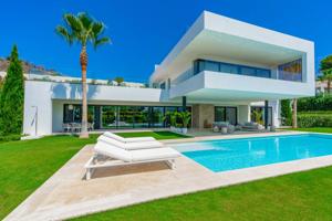 Casa - Chalet en venta en Marbella de 514 m2 photo 0