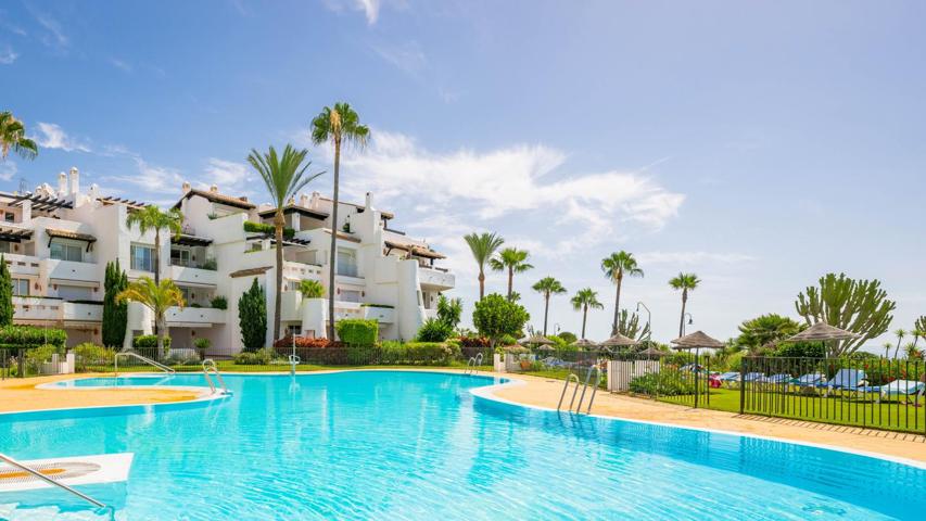 Apartamento en venta en Estepona de 140 m2 photo 0