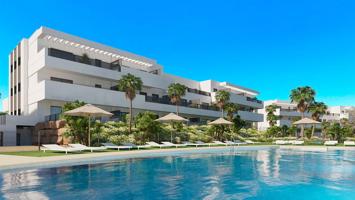 Apartamento en venta en Estepona de 74 m2 photo 0