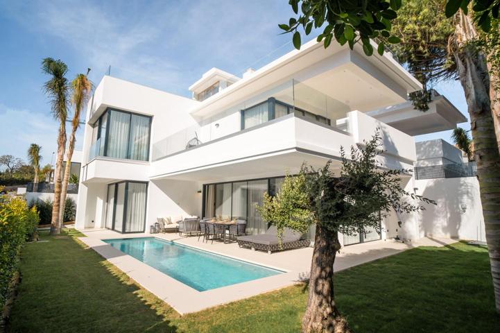 Casa - Chalet en venta en Marbella de 434 m2 photo 0