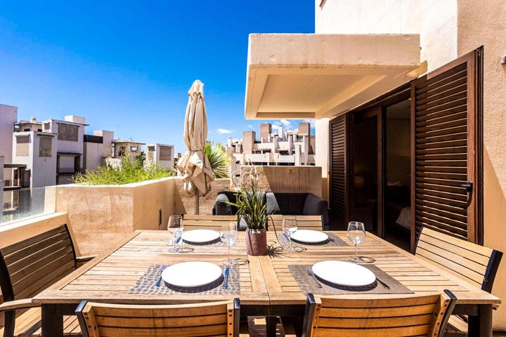 Ático en venta en Estepona de 126 m2 photo 0