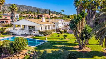 Casa - Chalet en venta en Marbella de 692 m2 photo 0