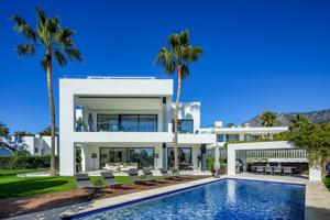 Casa - Chalet en venta en Marbella de 492 m2 photo 0