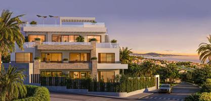 Apartamento en venta en Estepona de 92 m2 photo 0