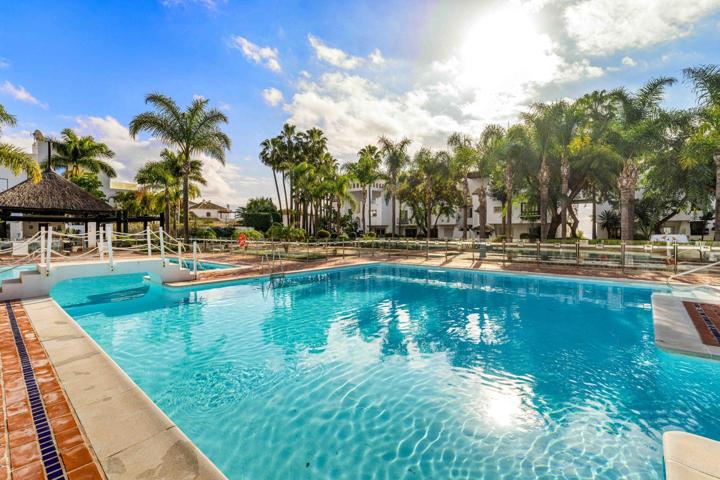 Piso en venta en Marbella de 136 m2 photo 0